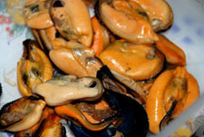 Reservar la carne de los mejillones