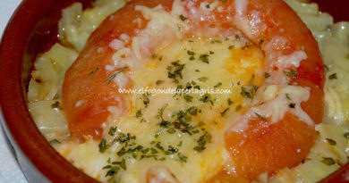 Tomate relleno de queso