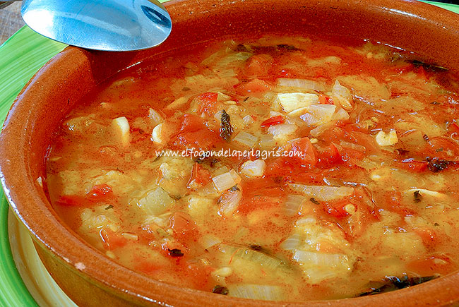 Sopa de tomate estilo Cádiz