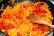 Añadir el tomate Añadir el tomate