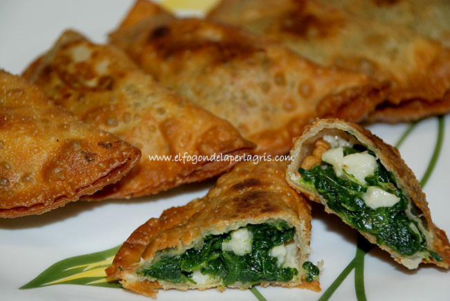 Empanadillas de espinacas y queso