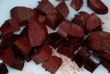 Cortar la morcilla a dados