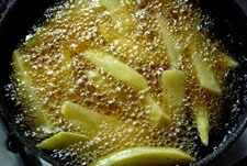 Freír las patatas Freír las patatas