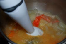 Triturar la crema de verduras