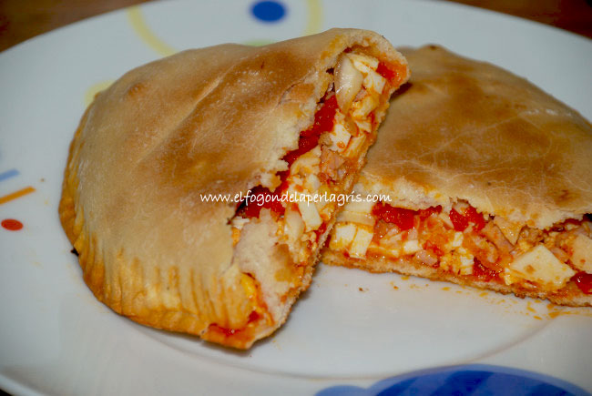 Calzone de jamón y huevos