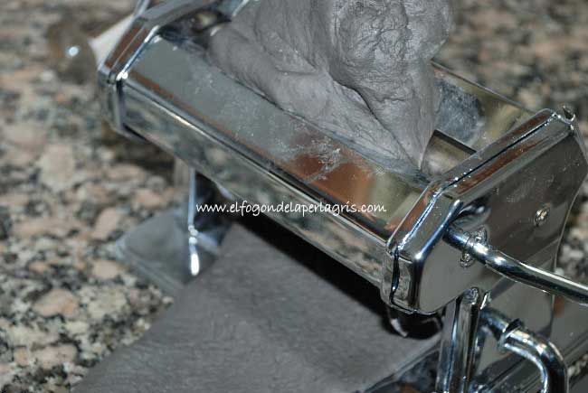 Meter masa en la máquina Ibili Meter masa en la máquina Ibili