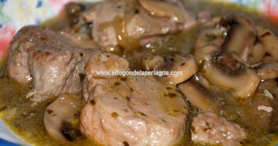 Medallones de solomillo con champiñones.