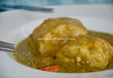 Pescadilla en salsa de habas al curry