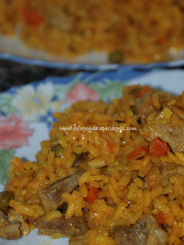 Paella de carne