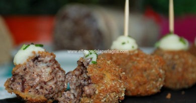 Croquetas de morcilla de Burgos.