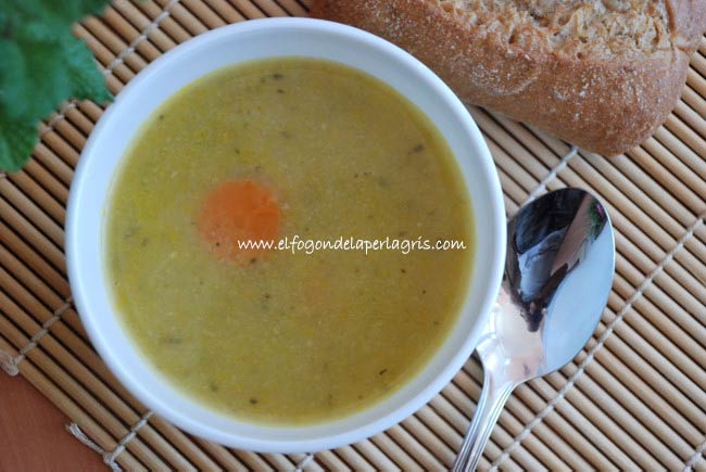 Sopa de verduras portuguesa Sopa de verduras portuguesa