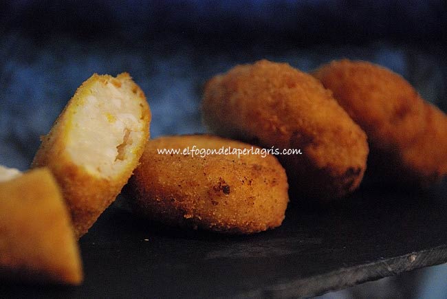 Nuggets de pollo veganos recién hechos Vegan nuggets