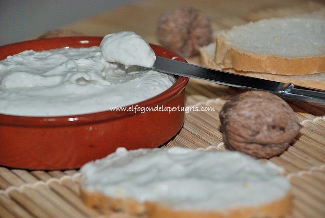 Mousse de queso Cabrales y nueces