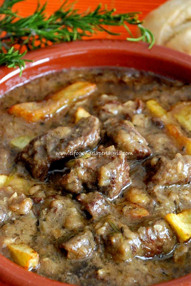 Guiso de ternera con especias Guiso de ternera con especias